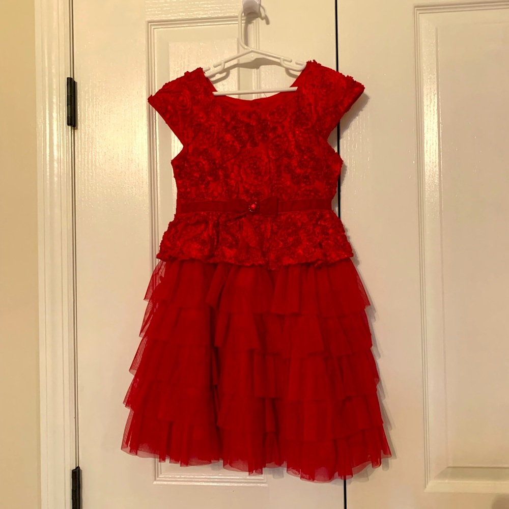Beautiful red dress for little girls